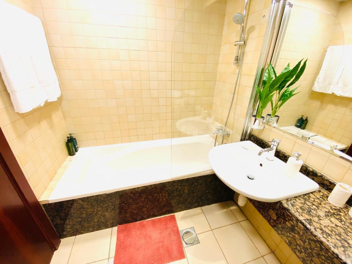 דובאי Luxury Casa - Gem Marina View Apartment 1-Bedroom Jbr Beach מראה חיצוני תמונה